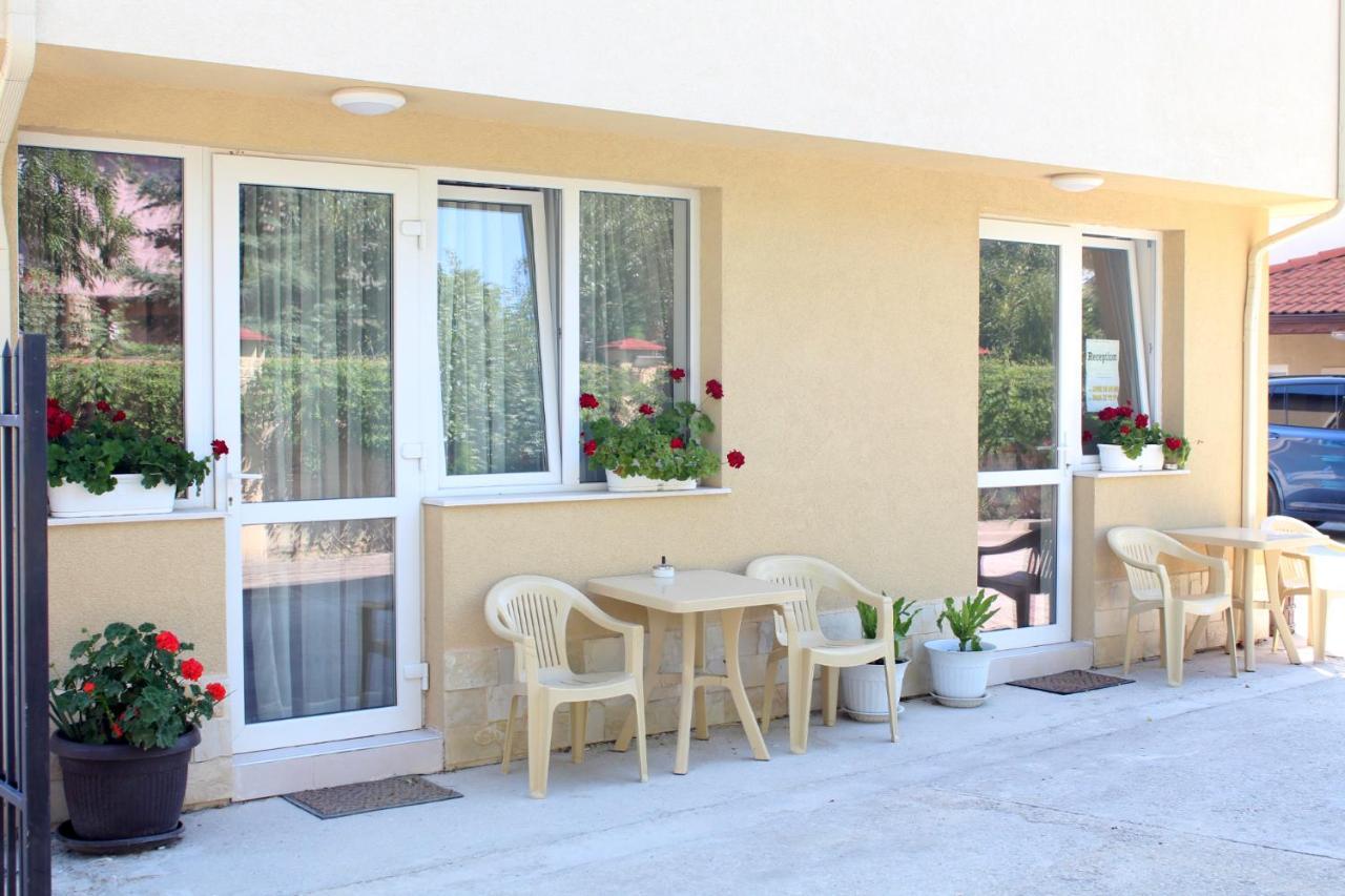 Complex Pika Guest house Golden Sands